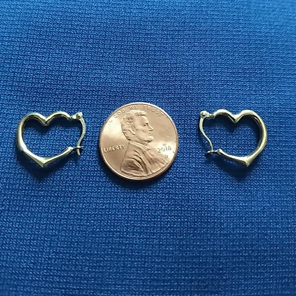 Gold heart earrings